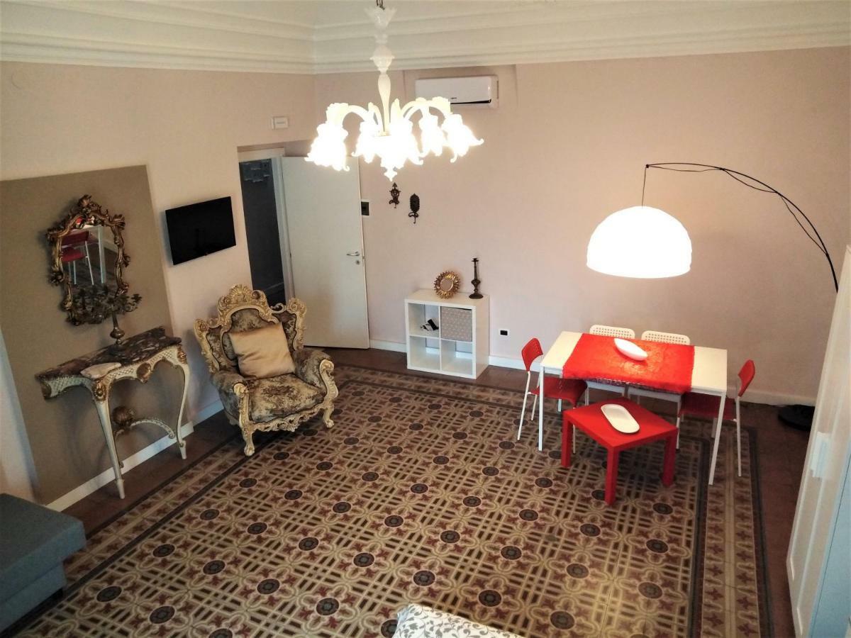 Manzoni Suite Home Aeroporto di Catania Fontana Rossa Esterno foto